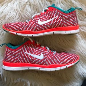 Women’s Nike running shoes